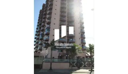 Apartamento com 2 dormitórios e sacada em Praia Grande SP.