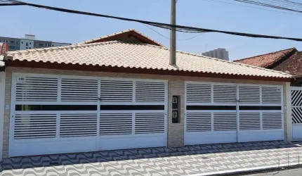 Casa Nova de 2 dorms em Praia Grande S. Paulo..