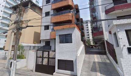 Apartamento de 2 dormitórios a 150 metros do mar em Praia Grande SP
