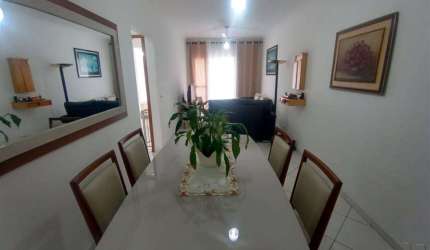 Apartamento de 2 dormitórios com vista lateral para o mar em Praia Grande SP.