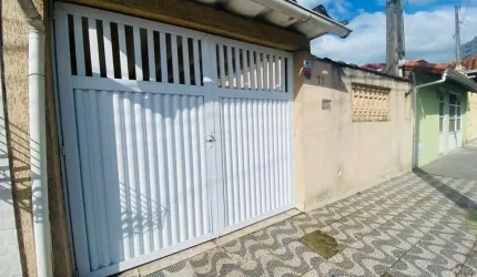 Casa com 3 dormitórios na Tupi em Praia Grande SP