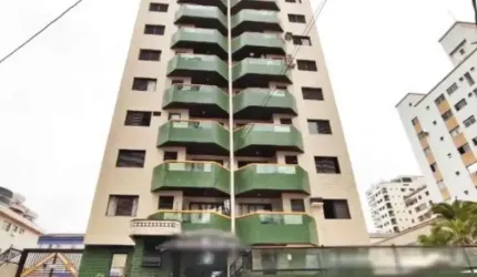 Apartamento de 2 dormitórios a 200 metros do mar em Praia Grande SP
