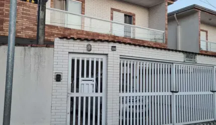 Casa com 2 quartos à venda na Rua Olga de Almeida Machado, 184, Vila Sonia, Praia Grande, 52 m2 por R$ 250.000