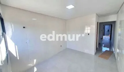 Casa com 2 quartos à venda no Parque Jaçatuba, Santo André  por R$ 499.000