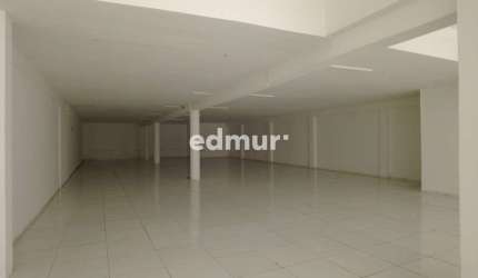 Sala comercial para alugar no Osvaldo Cruz, São Caetano do Sul  por R$ 12.000