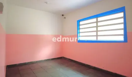 Casa com 1 quarto à venda no Parque das Nações, Santo André  por R$ 750.000