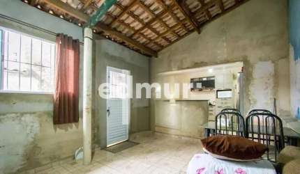 Casa com 3 quartos para alugar no Parque Novo Oratório, Santo André  por R$ 2.400