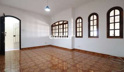 Casa com 2 quartos à venda na Vila Camilópolis, Santo André  por R$ 530.000