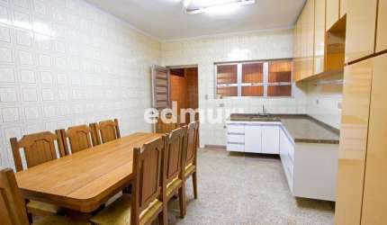 Casa com 2 quartos à venda no Jardim, Santo André  por R$ 660.000
