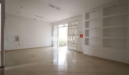Sala comercial com 12 salas para alugar no Jardim, Santo André  por R$ 17.000
