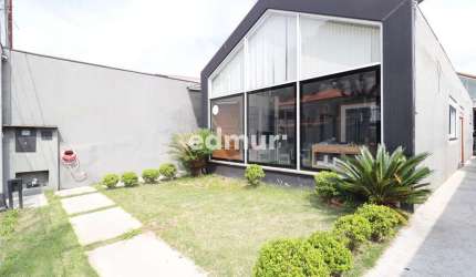 Barracão / Galpão / Depósito com 2 salas para alugar na Vila Metalúrgica, Santo André  por R$ 10.000