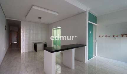 Casa com 2 quartos para alugar no Campestre, Santo André  por R$ 2.800