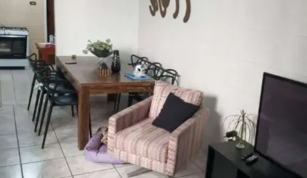 Casa com 3 quartos para alugar na Vila Palmares, Santo André  por R$ 3.250