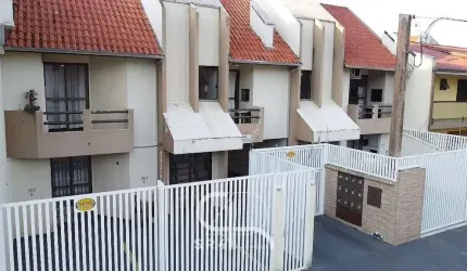 Casa Mobiliada em Condomínio 3 Quartos em Caiobá