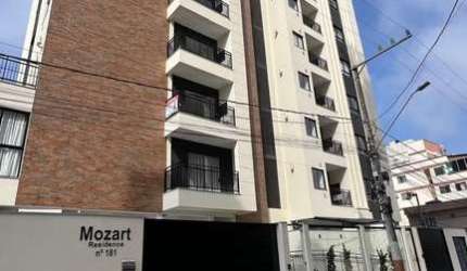 Apto à Venda com 2 Suítes, Lazer e Churrasqueira Próximo ao Balneário shopping