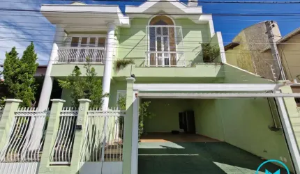 Casa em Balneário Camboriú com piscina para aluguel temporada para 08 pessoas