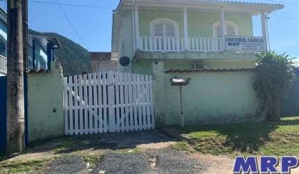 Apartamento para locação de temporada, 200 metros da praia, com espaço de cozinha compartilhado!