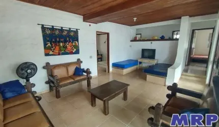 Casa com 4 dormitórios na praia da Maranduba, com escritura, aceita financiamento bancário