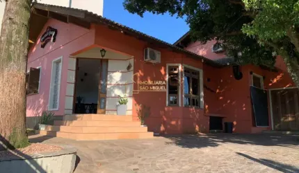 Casa á venda no centro de Dois Irmãos - RS
