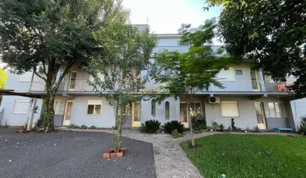 Prédio de apartamentos em localização privilegiada
