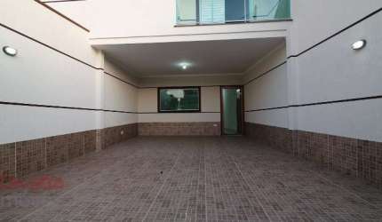 Casa à venda em Parada Inglesa com 101m², 3 quartos, suíte e 2 vagas de garagem