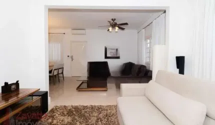Imperdível casa de 3 quartos no Parque Vitória, São Paulo-SP: 2 suítes, 2 salas, 3 banheiros, 3 vagas de garagem - 225m²