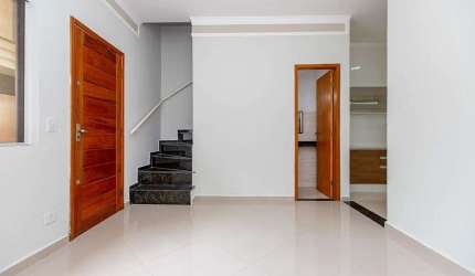 Casa em Condomínio de Alto Padrão em Tremembé: 2 Quartos, 2 Suítes, 3 Banheiros, 2 Vagas - São Paulo-SP