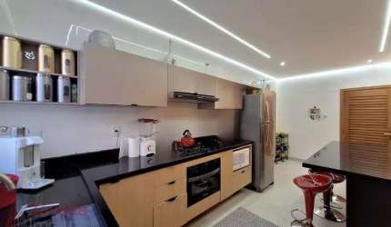 Casa terrea à venda em Vila Isolina Mazzei: 3 quartos, 3 suítes, 3 salas, 4 banheiros, 4 vagas, 200m².