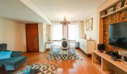Espetacular casa à venda em São Paulo-SP, Jardim do Colégio: 4 quartos, 1 suíte, 3 salas, 4 banheiros, 4 vagas, 220m². Venha conferir!