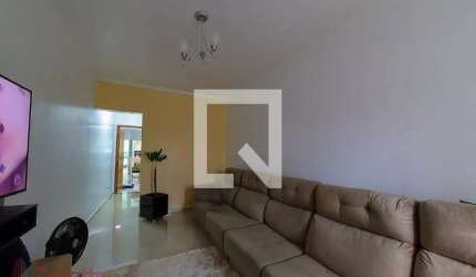 Casa à venda com 130m², 3 quartos e 2 vagas