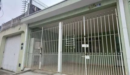CASA A VENDA EM UMA OTIMA LOCALIZAÇÃO  COM UM OTIMO PREÇO