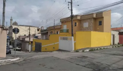 lindo sobrado para venda em uma ótima localização.