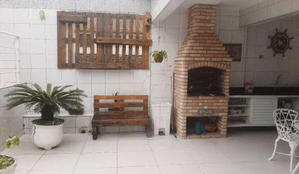 Casa Duplex à venda na Aparecida em Santos