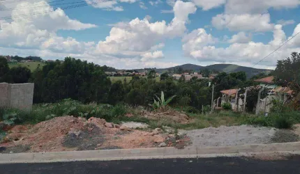Terreno à venda - Bairro Jardim Belvedere do Lago - Serra Negra/SP