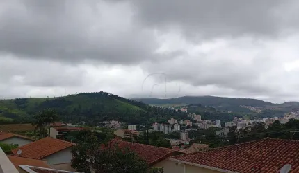 Casa  à venda- Palmeiras - Serra Negra/SP