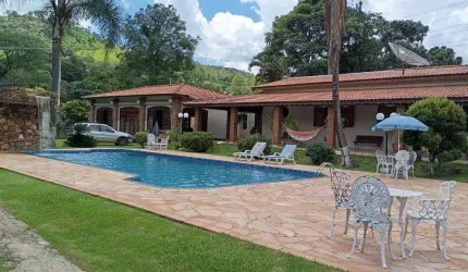 Chácara à venda - Bairro Três Barras - Serra Negra/SP