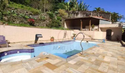Casa Quadriplex à venda no Morro da Nova Cintra em Santos