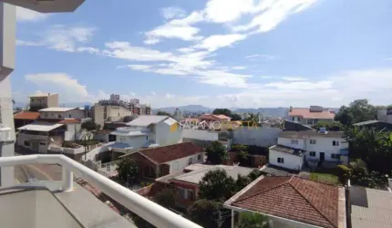 Cobertura com 3 dormitórios à venda, 176 m² por R$ 950.000,00 - Capoeiras - Florianópolis/SC