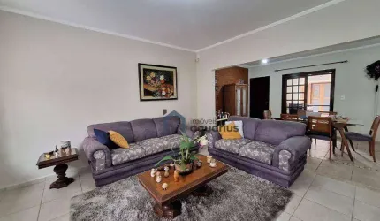 Sobrado com 3 dormitórios à venda, 217 m² por R$ 750.000,00 - Cidade Jardim - Jacareí/SP