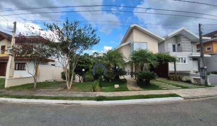 Sobrado com 3 dormitórios à venda, 288 m² por R$ 1.850.000 - Floradas da Serra Residencial - São José dos Campos/SP