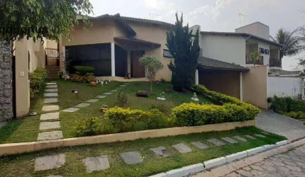 Sobrado no Condomínio Jardim Coleginho com 3 dormitórios à venda, 285 m² por R$ 1.277.000 - Vila Zezé - Jacareí/SP