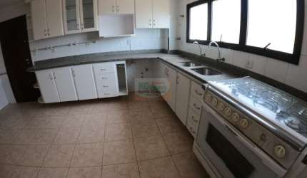 LOCAÇÃO E VENDA APTO - BAIRRO VALPARAISO - SANTO ANDRÉ | LOCAÇÃO R$2.800,00  | VENDA R$760.000,00  |  130M²  | CLOSET  |