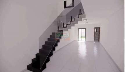 LINDA CASA A VENDA  POR R$742.000,00|  3 DORMITÓRIOS  SENDO 3 SUÍTES |  2 VAGAS DE GARAGEM  |  PARQUE ORATORIO - SANTO ANDRÉ / SP