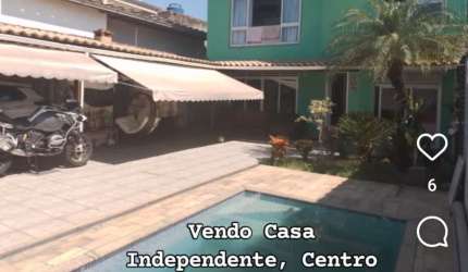 Vendo casa independente, em condomínio fechado 04 dormitórios, Centro, Nova Iguaçu.