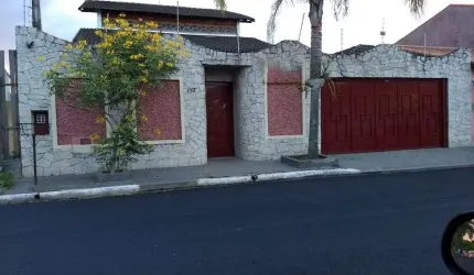 Sobrado com 4 dormitórios à venda, 300 m² por R$ 890.000,00 - Jardim Quaresmeira - Suzano/SP