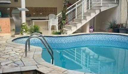 Sobrado com 3 quartos, Jardim dos Ipês - Suzano