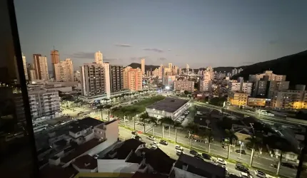 Apartamento de 3 Suítes no Centro de Itasjaí