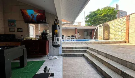 Casa à venda no bairro Encruzilhada