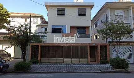 Casa Triplex para aluguel no bairro Embaré