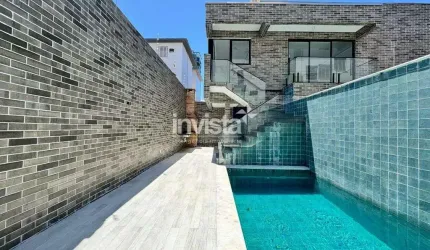 Casa à venda no bairro Embaré